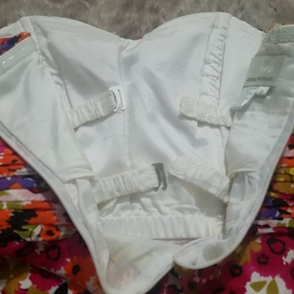 DONNA MORGAN STRAPLESS/BACKLESS METALLIC PROM DRESS W/CORSET TOP, SZ 8 - Picture 13 of 16